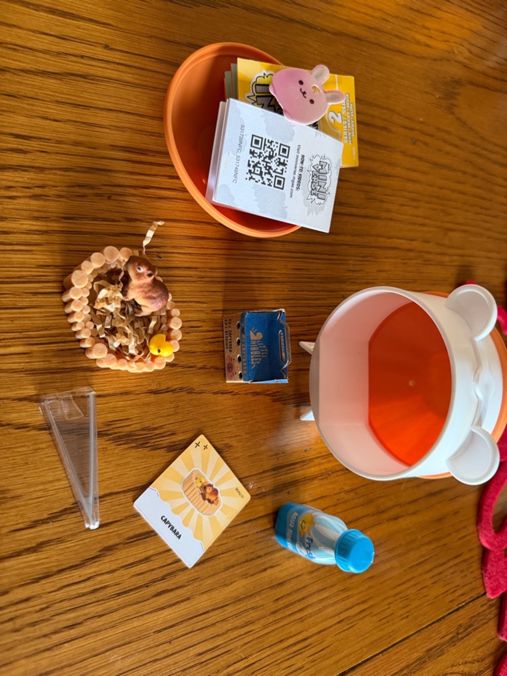 Mini verse capybara set. Already have this one. Selling duplicate